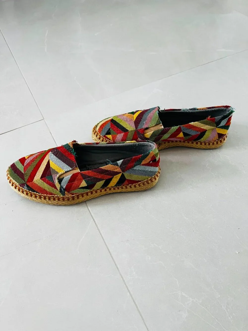 CH Carolina Herrera Multicolor Woven Geometric Espadrille Flats (Size 7)